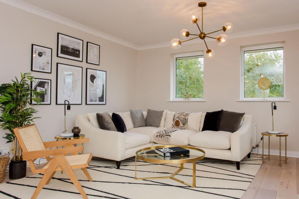 Apartamento The Sparkford Gardens - Lovely 2bdr With Balcony